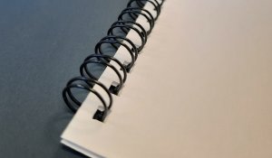 Black 8mm Wires for Studio Binding Machine Pkt.100 Black 8mm Wires for Studio Binding Machine Pkt.100